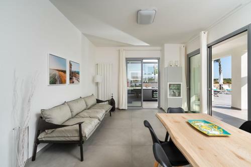 Reitani Villa Sleeps 7 With Pool And Air Con