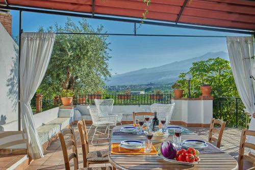 Stunning Villa With Private Pool (Chlorine-free) And Garden
