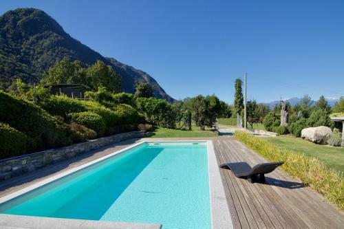 Apartamento Il Lago Blu Loft With Pool