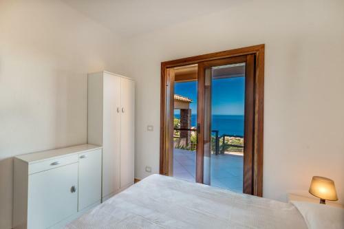 Villa Wonderful Seaview And Pool: Casa Rosa 3