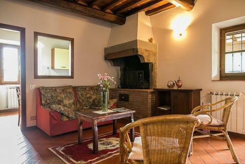 Sant'enea Villa Sleeps 4 Pool Wifi