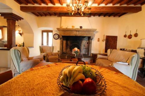 Sant'enea Villa Sleeps 11 Pool Wifi
