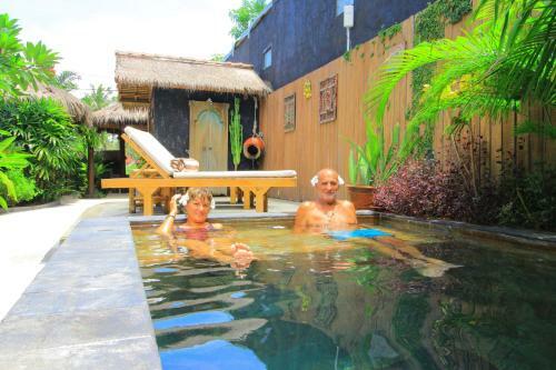 Hostal Pantai Karang