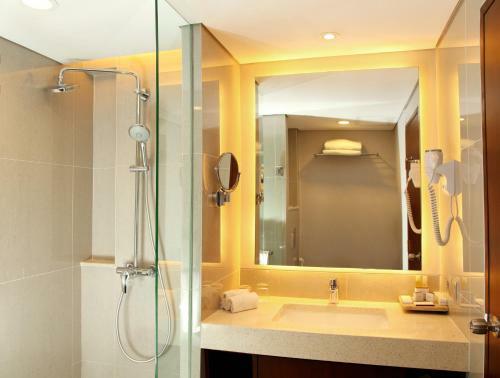 The Hills Bukittinggi Hotel & Convention