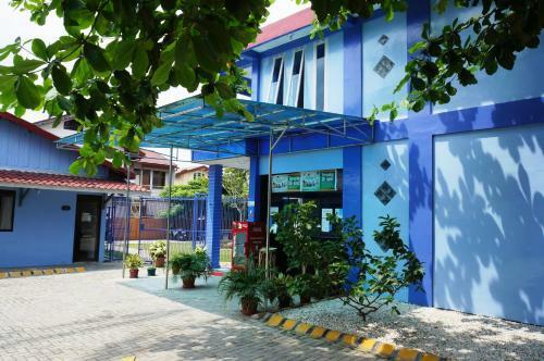 Hostal Kenari Residence