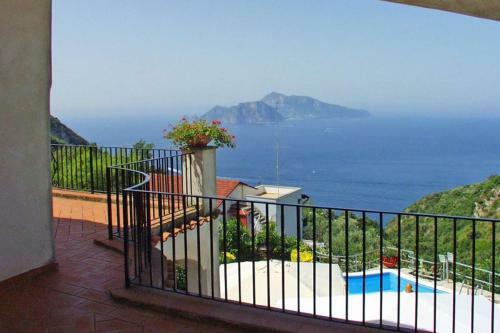 Termini-sant'agata Villa Sleeps 13