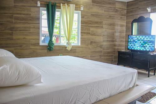 Burbon Beach Hotel-negril