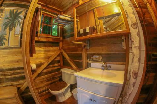 Hostal The Blue Mahoe Tree House