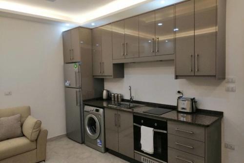 Amazing One Bedroom Apartment In Amman Elwebdah 2