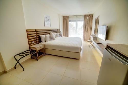 Sea View Hotel