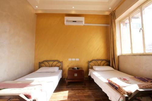 Sunrise Hostel