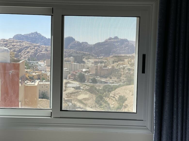 Petra Heart Hotel