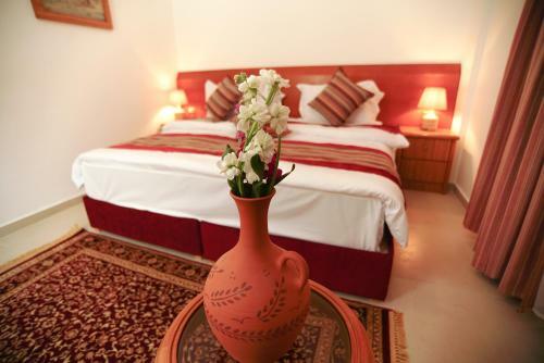 Petra Plaza Hotel