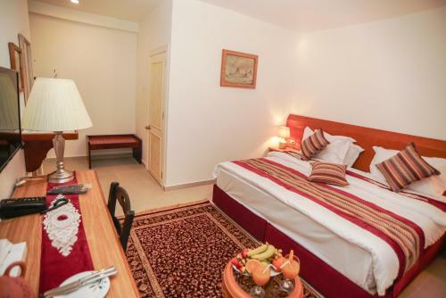 Petra Plaza Hotel