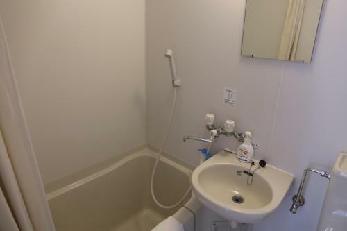 Hotel Izu 4 Sea Ocean Reinforced Con Double Bed + Sofa Bed Unit With Bath (20