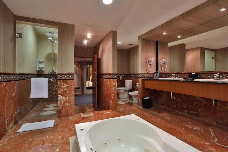Hotel Aryaduta Manado