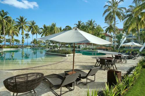 Hotel Manado Tateli Beach Resort