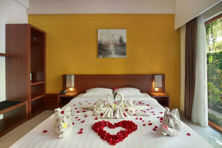 Bali Chaya Hotel Legian