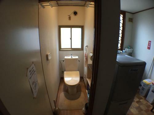 Hostal Motomachi House X Cafe