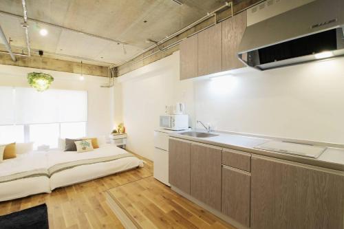 Apartamento 202 : Bright Modern Apt Close To Peace Park 6ppl