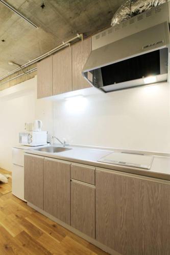 Apartamento 202 : Bright Modern Apt Close To Peace Park 6ppl