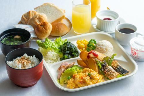 Hiroshima Intelligent Hotel Stadium Mae