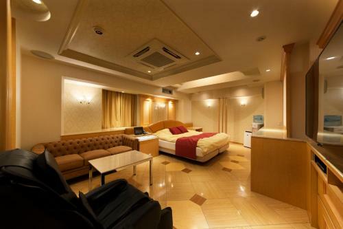 Hotel Luna Ikeda (Adult Only)