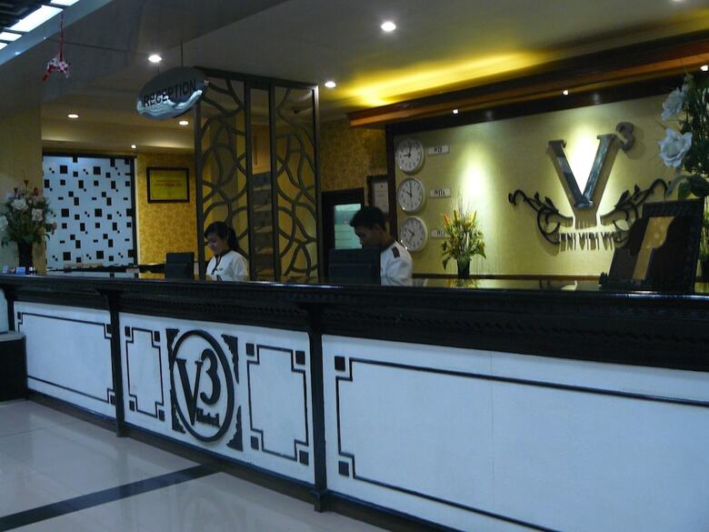 V3 Hotel