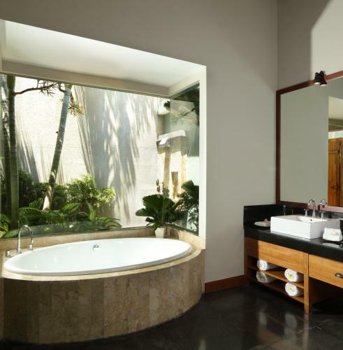 Villa The Shanti Residence
