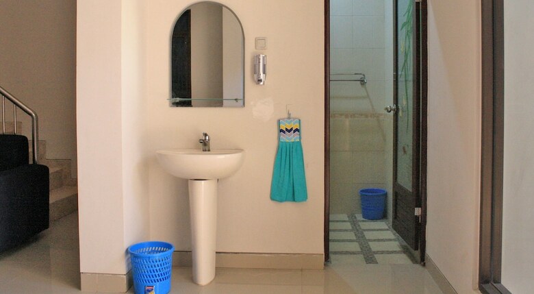 Hotel Graha Dpt 33