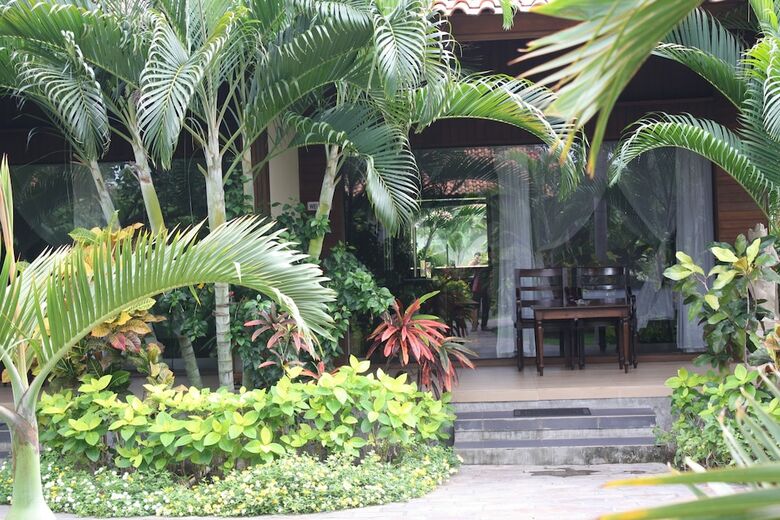 Hotel Adi Assri Beach Resorts And Spa