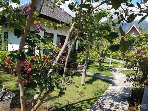 Hostal Taman Dewi Sri Villa Et Bungalow