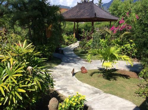 Hostal Taman Dewi Sri Villa Et Bungalow