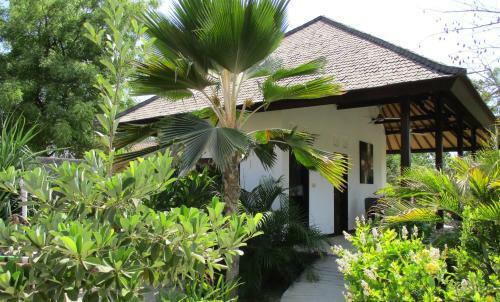 Hostal Taman Dewi Sri Villa Et Bungalow