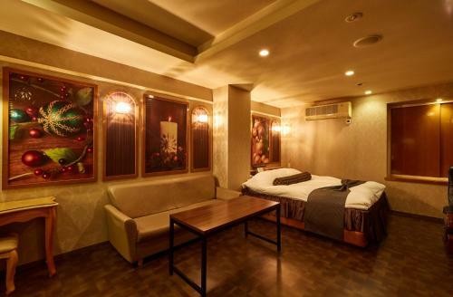 Hotel Christmas (Leisure Hotel)
