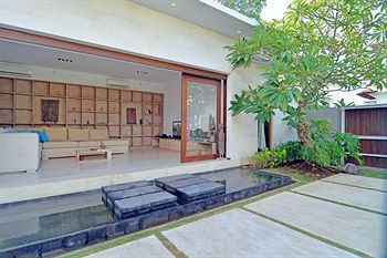 Villa The Scene Estate