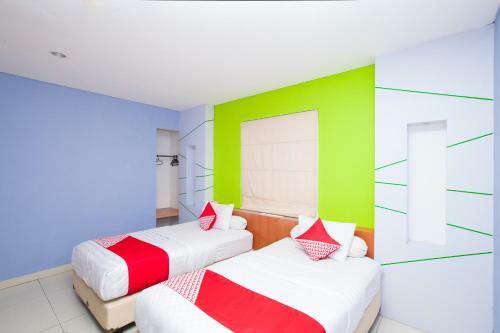Hostal Cleo Guesthouse