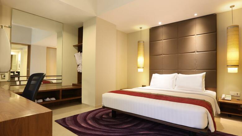 Aston Primera Pasteur Hotel And Convention Center