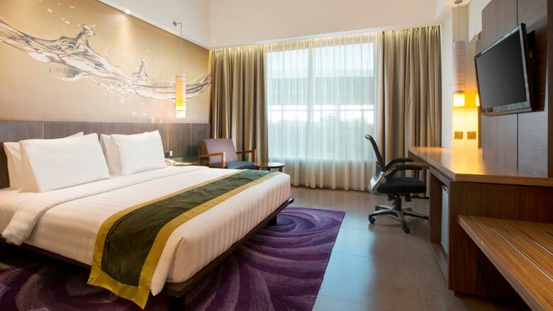 Aston Primera Pasteur Hotel And Convention Center