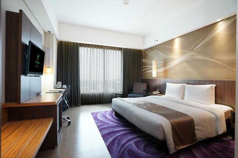 Aston Primera Pasteur Hotel And Convention Center