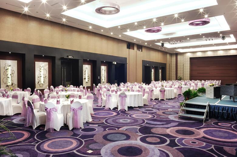 Aston Primera Pasteur Hotel And Convention Center