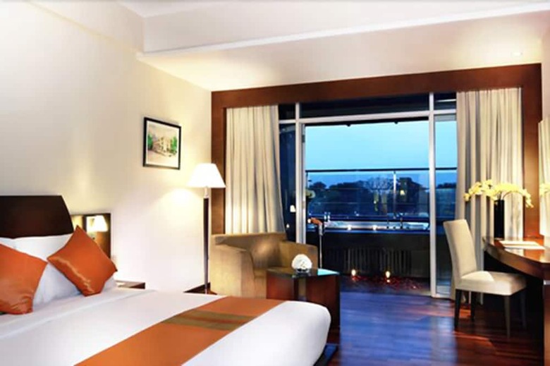 The Luxton Hotel