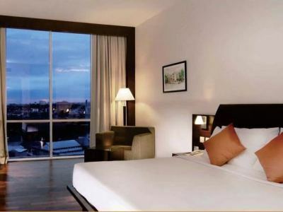 The Luxton Hotel