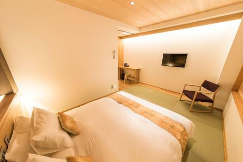 Hotel Ethnography - Gion Furumonzen