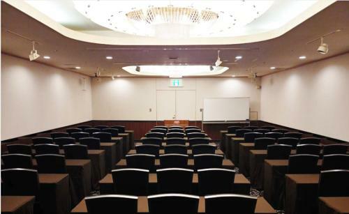 Ip City Hotel Osaka - Imperial Palace Group