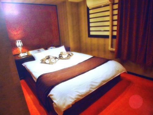 Hotel 24(twenty Four)