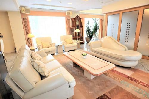 Villa Sapporo Luxury House