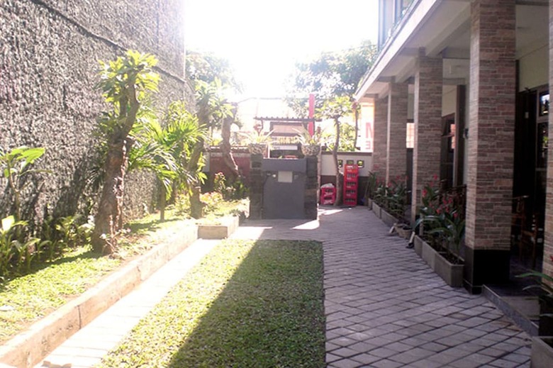 Hostal Gm Bali Guest House