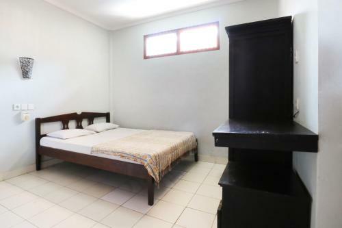 Hostal Taman Mekar Beach Inn
