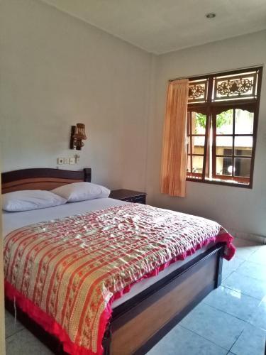Hostal Taman Mekar Beach Inn